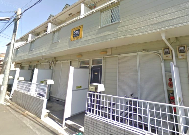 センチュリー府中5番館のエントランス