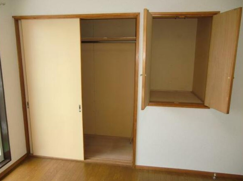 センチュリー府中5番館の収納