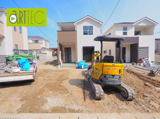 【駐車場】 | 【駐車スペース】
日々の暮らしにマイカーが必要。そんな方は物件の購入条件に駐車場は必須です。通勤に、家族のお迎えに、お買物に、おでかけに、クルマライフを楽しみたい方に。