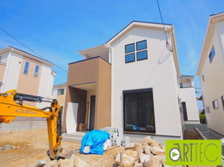 【外観】 | こちらの物件が気になるようでしたら、0120-300-697までお気軽にご連絡ください♪人生でいちばん大きなお買い物です、いつでもご案内いたします。ゆっくりご見学ください現地だからわかる事があります