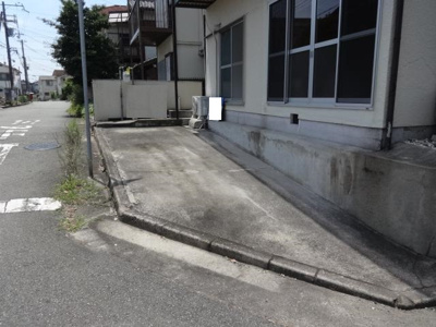 【駐車場】 | 吉村邸（野口町二屋） | 軽なら２台OK！