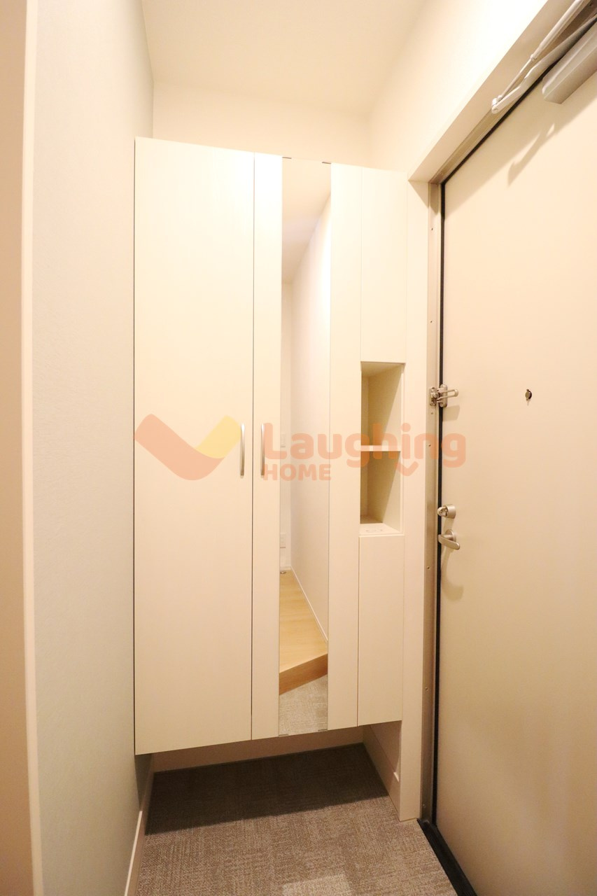 D-roomM.K.の玄関|収納もある玄関です