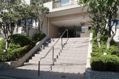 【エントランス】 | パシフィックパレス新代々木