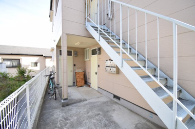【エントランス】 | アンピエンス佐野 | 毎日通るエントランスはこのようになっています