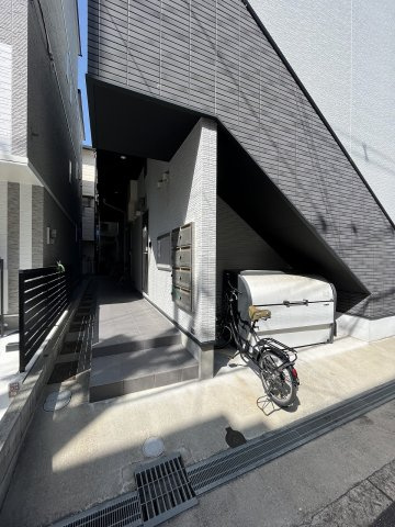 セレステ九条南の駐車場