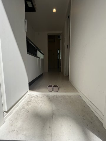 セレステ九条南の玄関