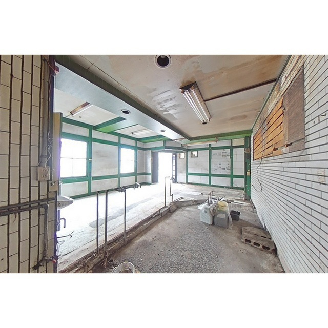 岐阜市桜通２丁目の店舗一部の内装