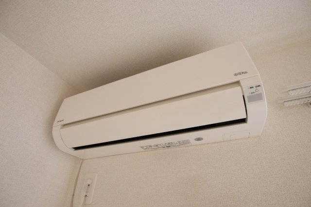 【設備】 | ファミリア | エアコン