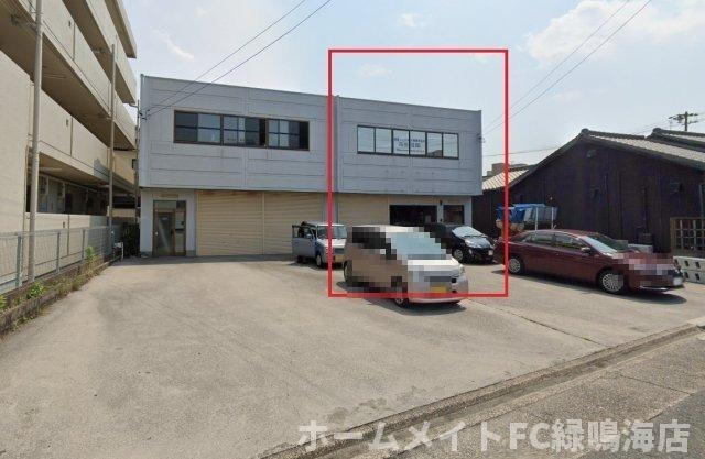 上高畑倉庫付事務所の外観