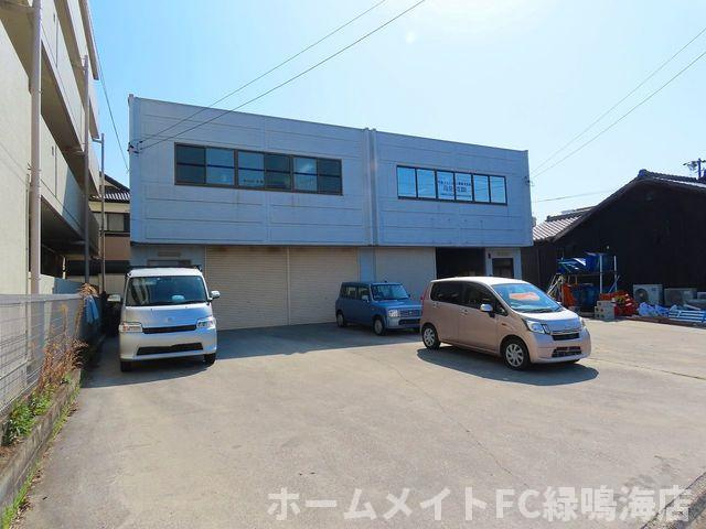 上高畑倉庫付事務所の外観