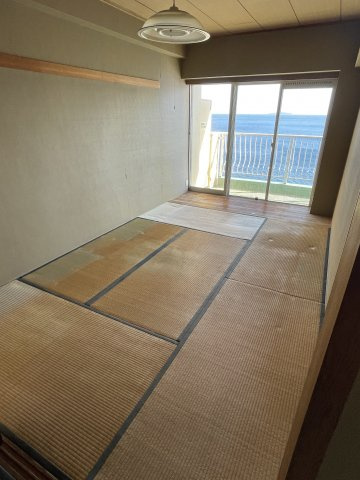熱海ターガスマンションの和室