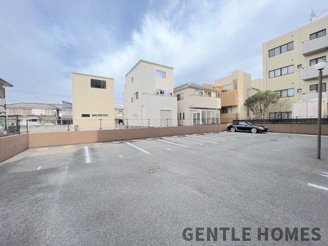 ダイアパレス ル・ベール室見の駐車場