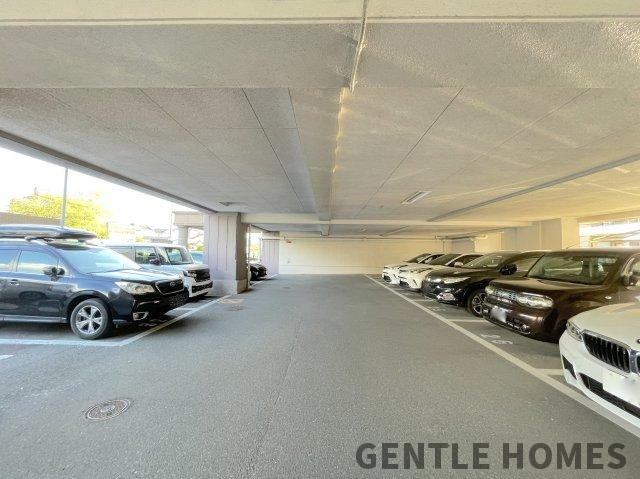 サンシティ博多南壱番館の駐車場