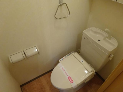 【トイレ】 | サンコートひがし | シャワー付トイレ