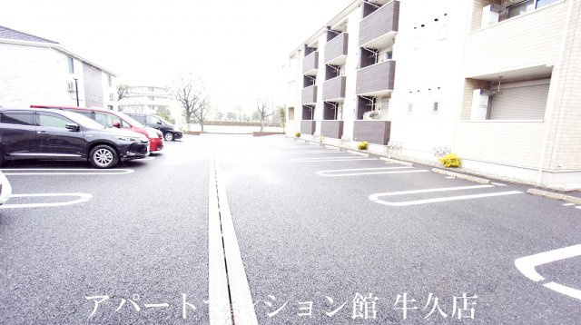 セイバリー・パークの駐車場