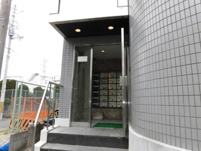 【エントランス】 | ＡＬＥＸ２３ | 建物の内部です