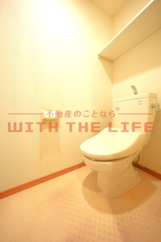 グランドヒルズ篠山【キャッシュバック対象】のトイレ|シンプルで使いやすいトイレです