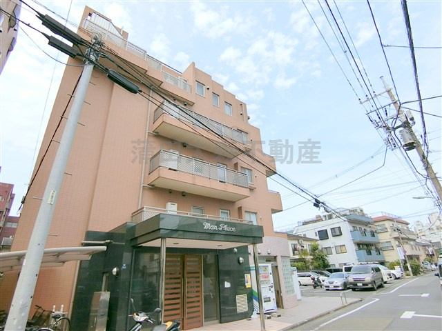 モン・プラースの外観