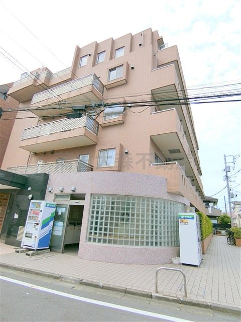 モン・プラースの外観