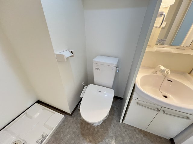 エイムオーエス島崎町マンションのトイレ