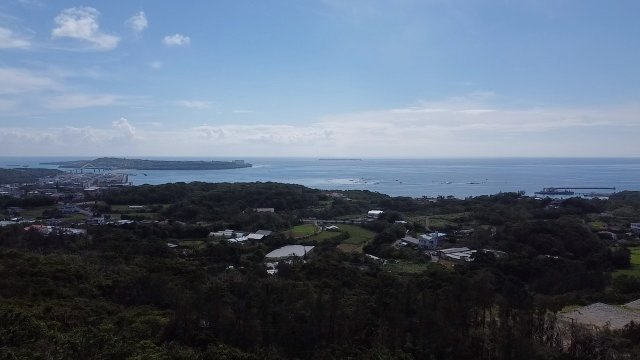 本部町山里【リゾート向き元ホテル用地 1435坪】の展望|瀬底島＆水納島を望めます♪