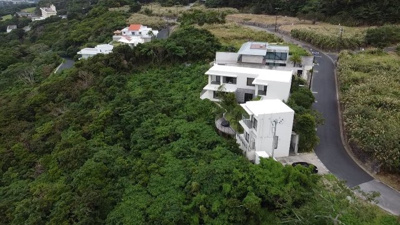 【前面道路含む現地写真】 | 本部町山里【リゾート向き元ホテル用地 1435坪】 | ※2022年12月撮影