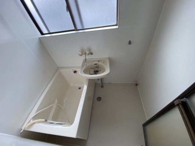 西野貸家の浴室