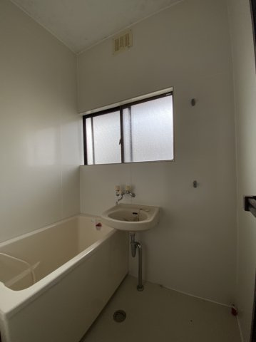 西野貸家の洗面所