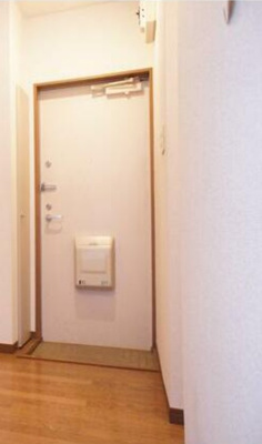 【玄関】 | ルミエール上鷺