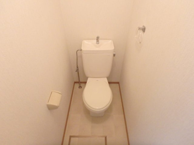 【トイレ】 | ヘーレンフラット | コンパクトで使いやすいトイレです