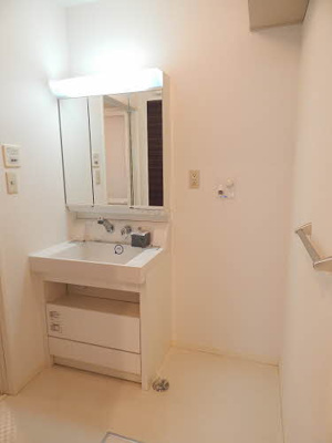 【洗面所】 | クラヴィエ東久留米 A棟 | 洗面所です