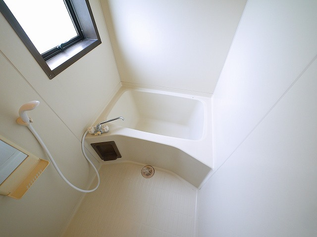 杉本マンションの浴室|きれいなお風呂です