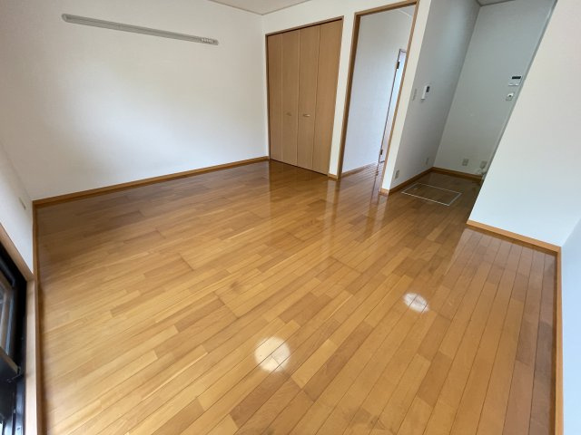 【寝室】