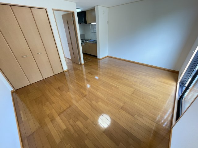 【寝室】