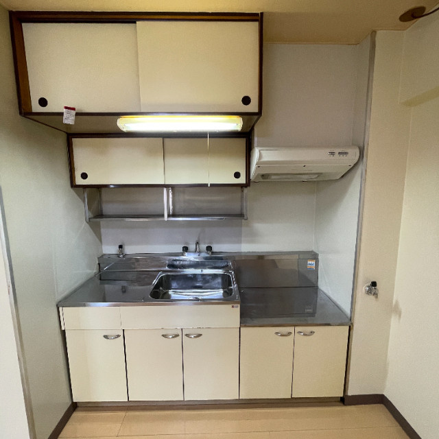 室蘭東町第１住宅のキッチン