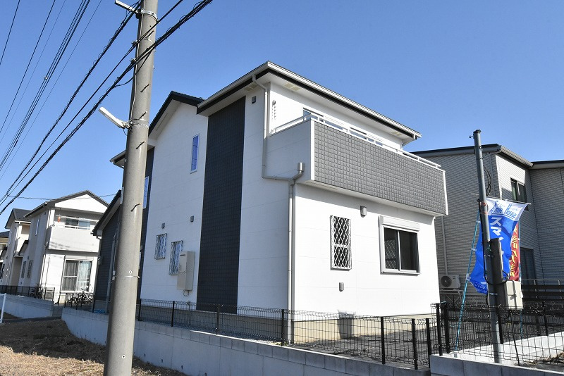 鴻巣市箕田字富士山　全14区画の外観
