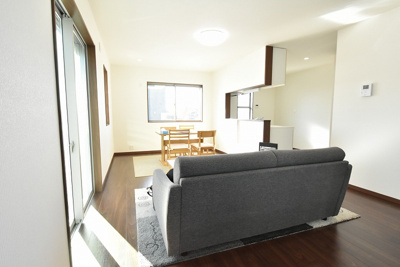 【居間・リビング】 | 鴻巣市箕田字富士山　全14区画 | 日当たり良好のLDK