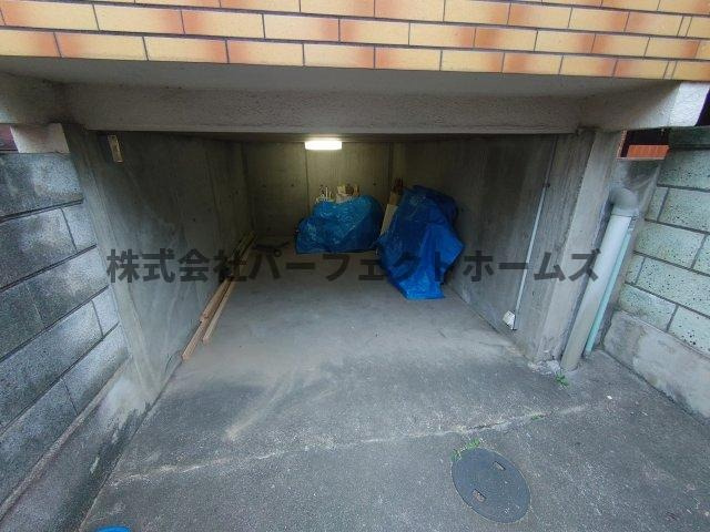 田口2丁目戸建　賃貸の駐車場|駐車スペースもあります