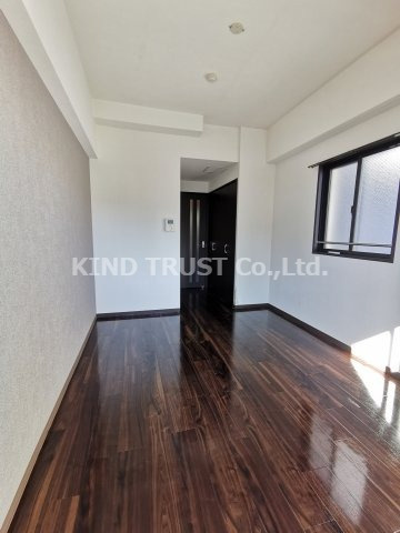 ラフォーレ松ヶ枝町Ⅲの居間・リビング