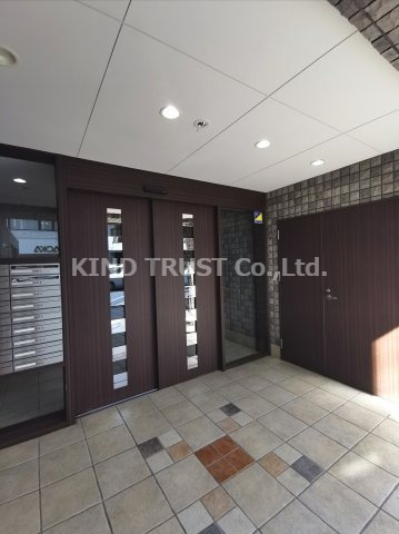 ラフォーレ松ヶ枝町Ⅲのエントランス