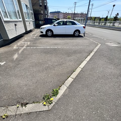 プレル・マルシェの駐車場