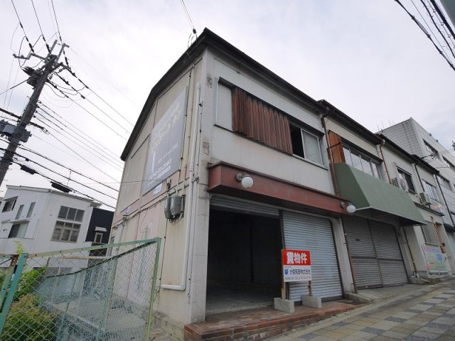 藤ノ木台店舗の外観