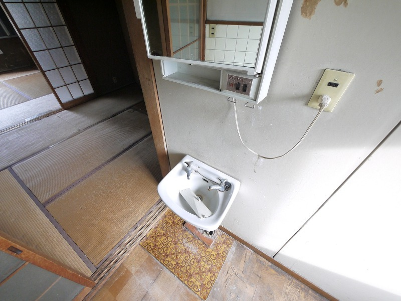 藤ノ木台店舗の洗面所