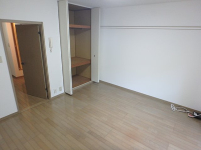 【居間・リビング】 | リブレメゾン甲東園エスト | おしゃれな居間です
