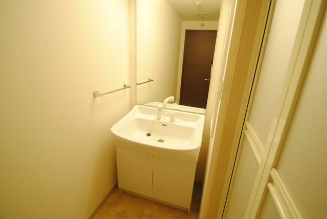 久留米市東櫛原町の賃貸マンションの独立洗面台