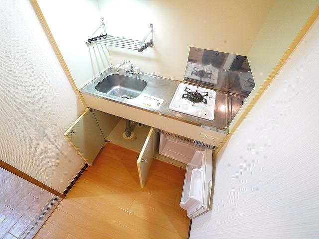 ブランジュール　ルナのキッチン|収納もたっぷり