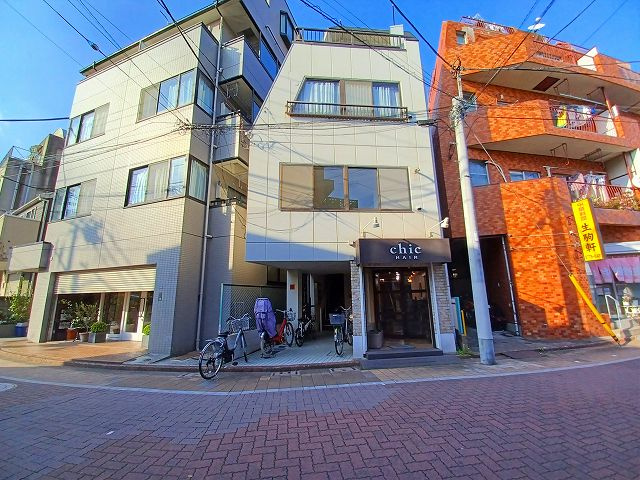 テリアビルの外観
