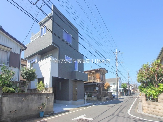 月々７万円台～　新築戸建　川越市諏訪町第3期の前面道路含む現地写真|北西側3.6ｍ公道/北東側6.0ｍ公道