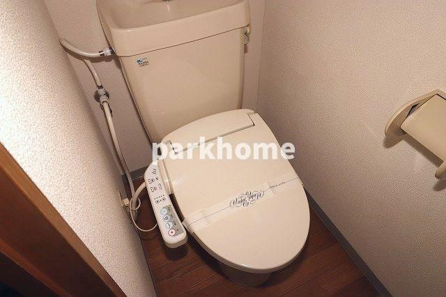 カスティージョYのトイレ|落ち着いたトイレです