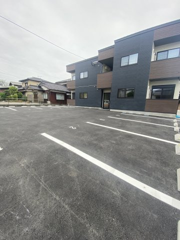 BRAVE　BASE久留米南の駐車場|反転タイプ